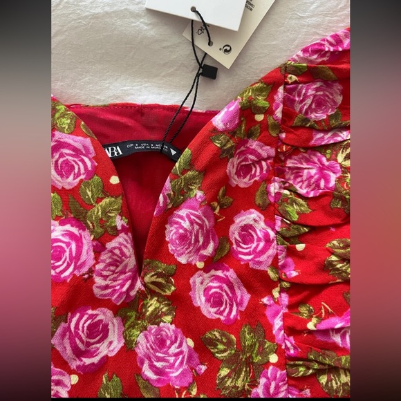Zara red & pink floral Long sleeve blouse size Small NWT #121 - Picture 5 of 11